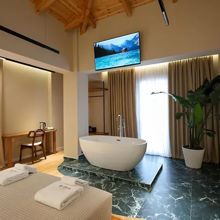 Hotel Beratinus1 4*