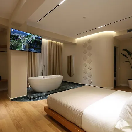 Hotel Beratinus1 4*