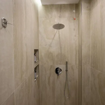 Beratinus1 Hotel 4*