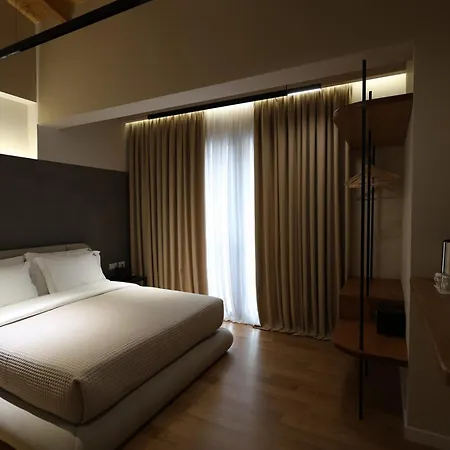 Beratinus1 Hotel 4*